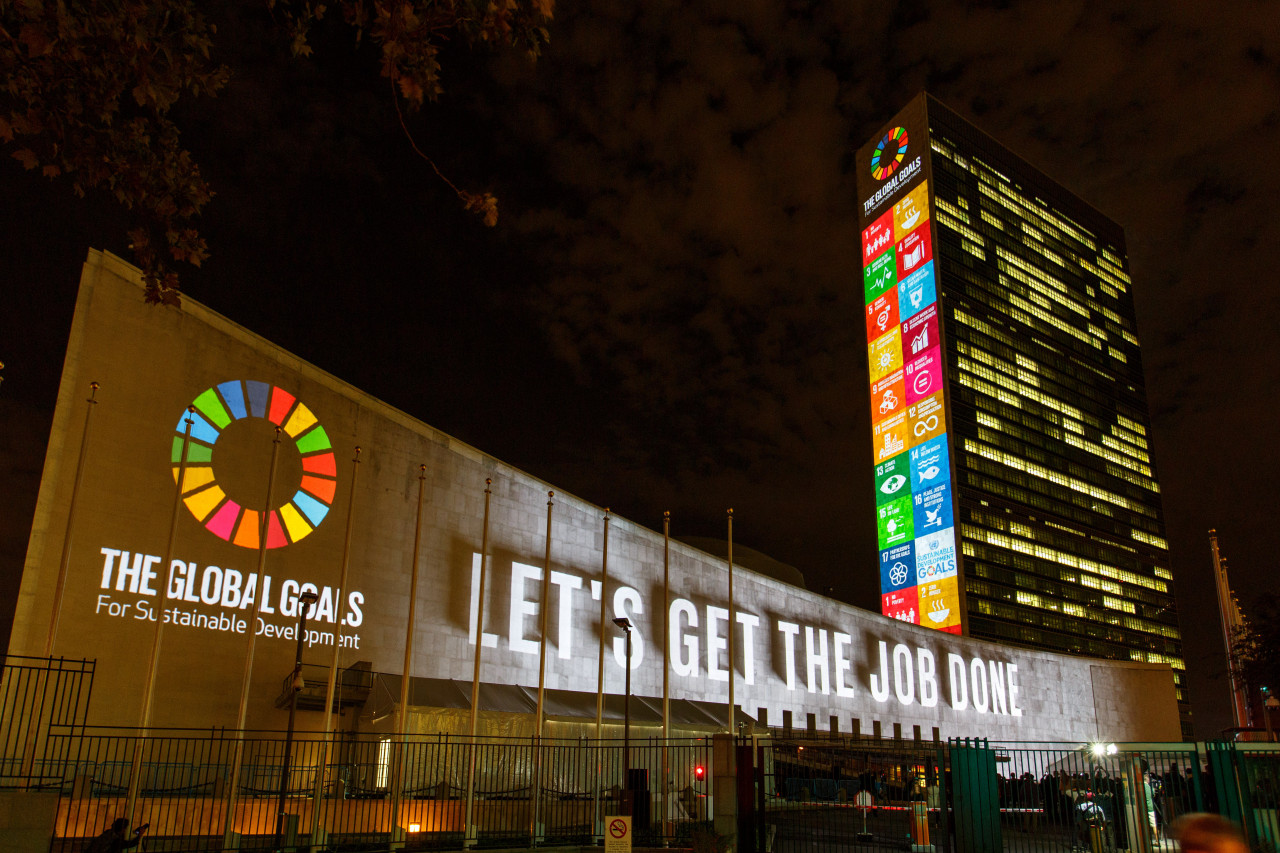 The 17 UN Sustainable Development Goals projected on the Secretariat building